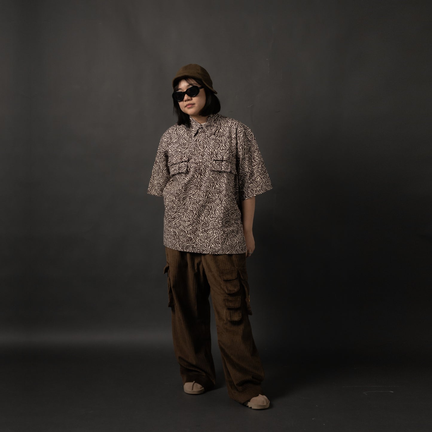 CARGO NOMO PANTS CORDUROY OLIVE