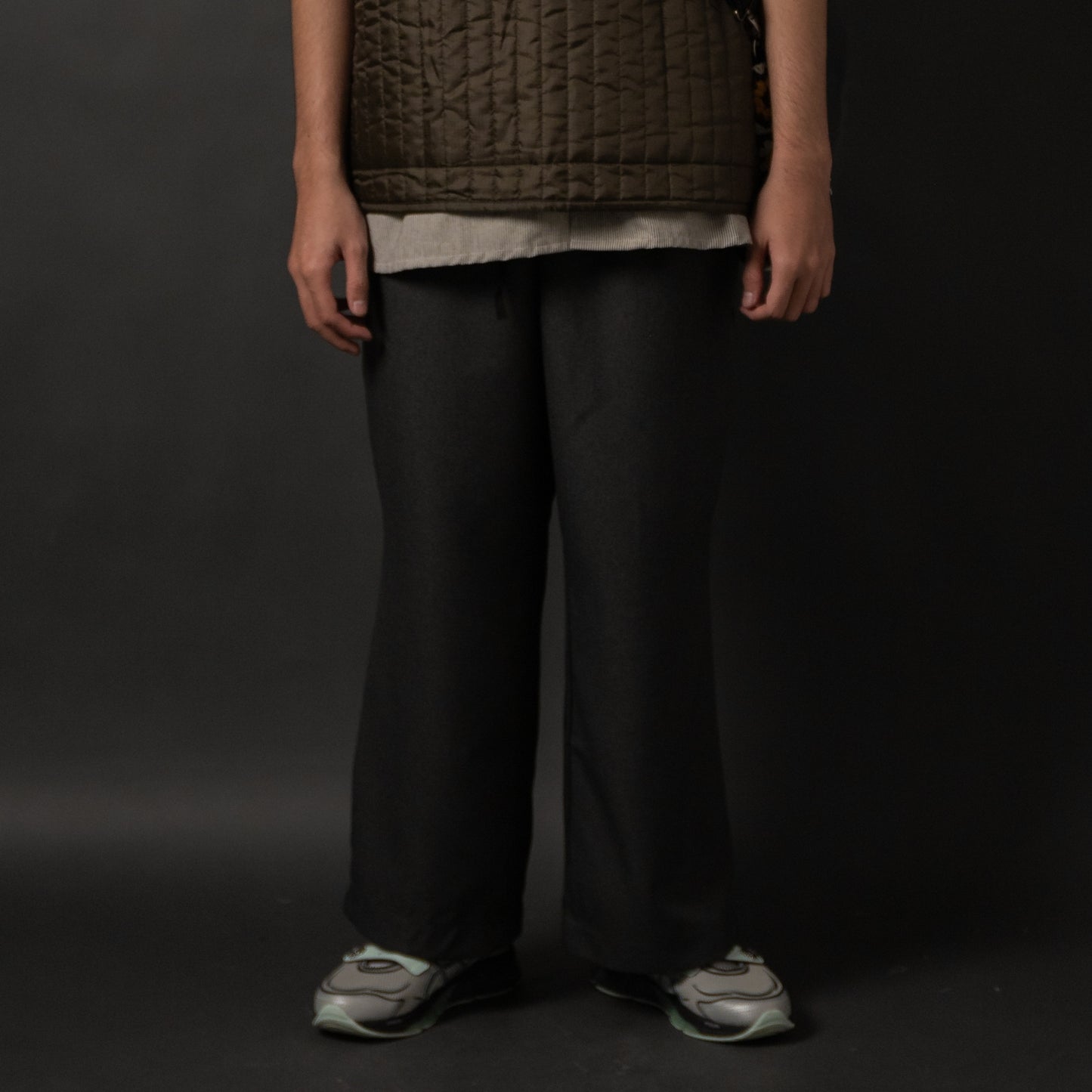 KISA PANTS SEMI WOOL GRAY TNOI
