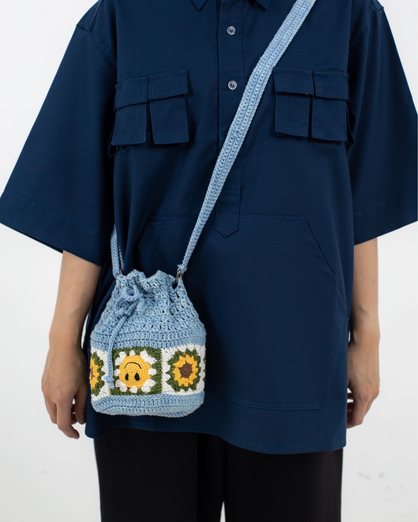 BUCKET BAG INDIGO