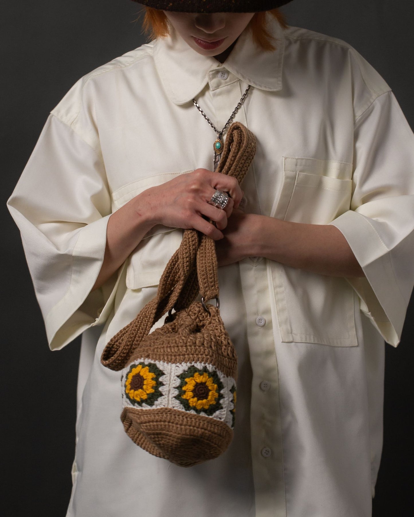 BUCKET BAG LIGHT BROWN