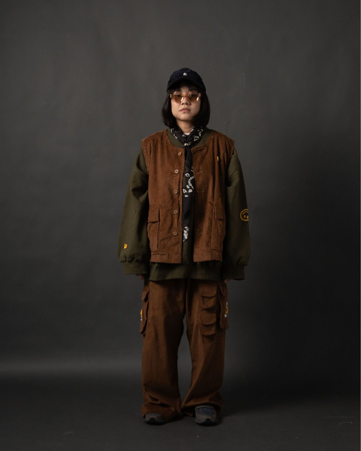 DEMUSAN VEST CORDUROY BROWN TNOI