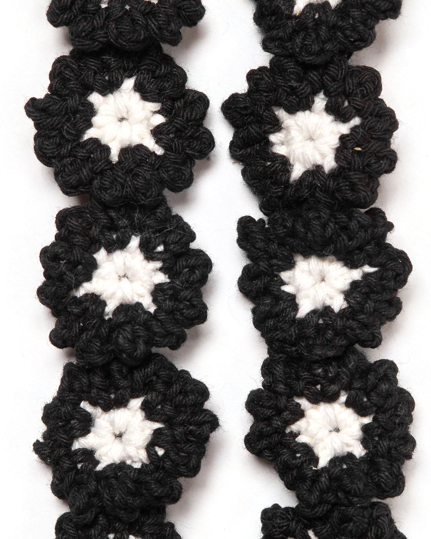 HIMAWARI KEYCHAIN BLACK WHITE